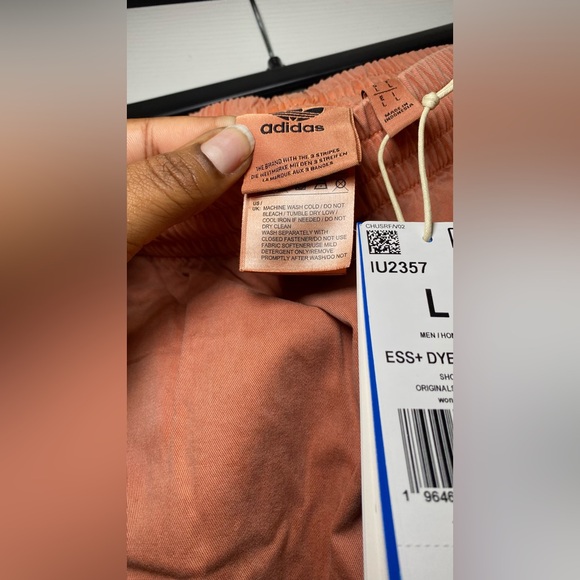 Men Trefoil Essentials + Dye Woven Shorts - Picture 7 of 8